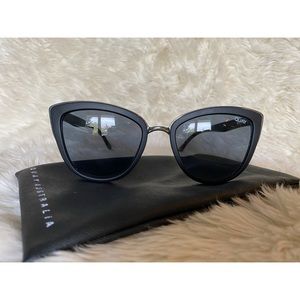 QUAY Australia-My Girl Sunnies